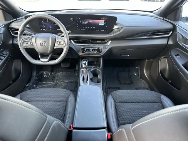 2025 Buick NV Preferred FWD