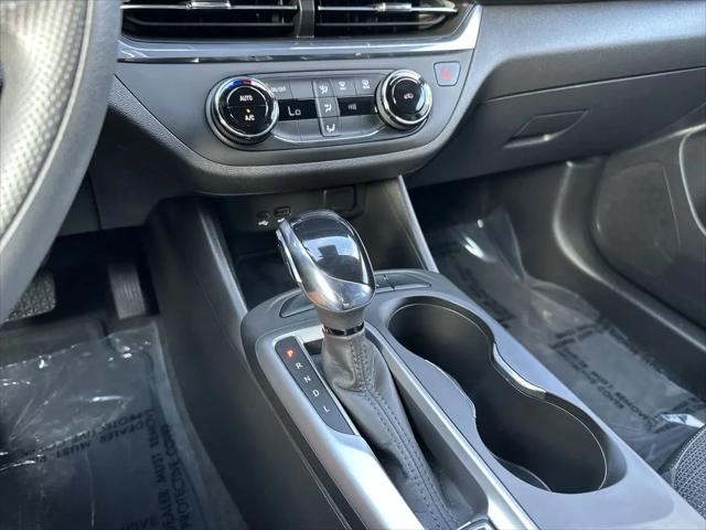 2025 Buick NV Preferred FWD