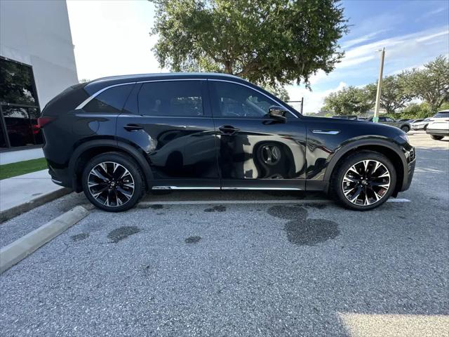 2024 Mazda X-90 Premium