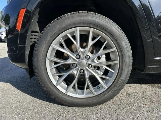 2022 Jeep Grand Cherokee Summit 4x4