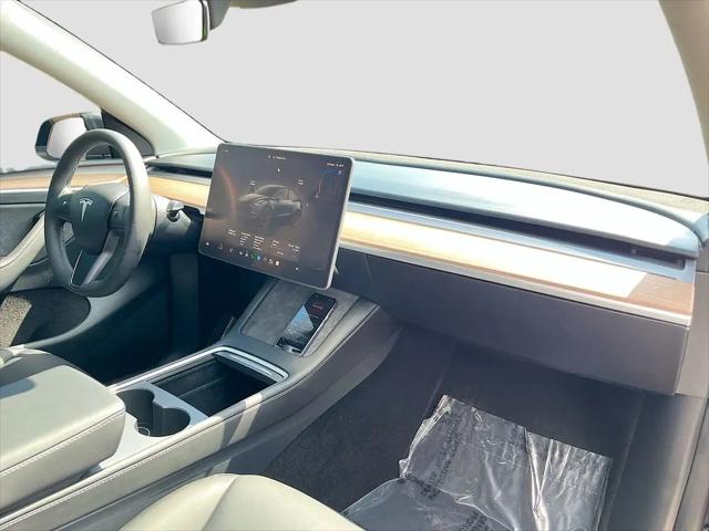 2024 Tesla Model Y Performance Dual Motor All-Wheel Drive