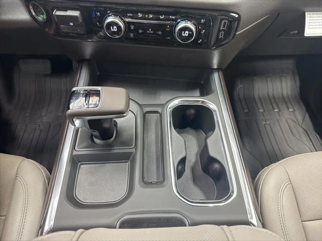 2026 GMC Sierra 1500 Crew Cab, Short Bed, SLT, 4WD