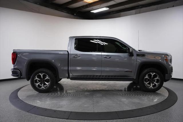 2022 GMC Sierra 1500 Limited 4WD Crew Cab Short Box AT4