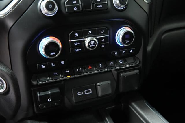 2022 GMC Sierra 1500 Limited 4WD Crew Cab Short Box AT4