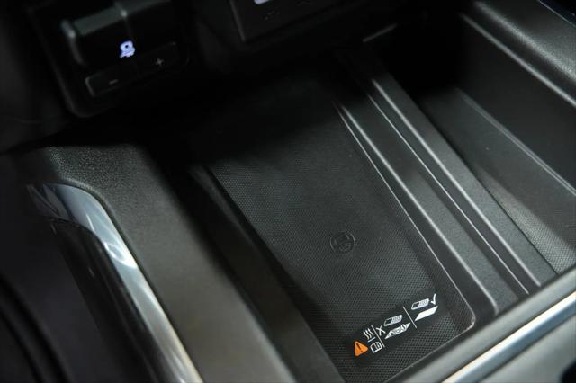 2022 GMC Sierra 1500 Limited 4WD Crew Cab Short Box AT4