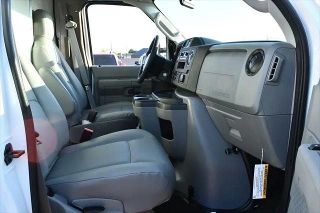 2027 Ford E-Series Cutaway E-350