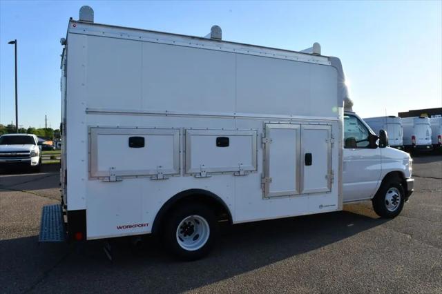 2027 Ford E-Series Cutaway E-350