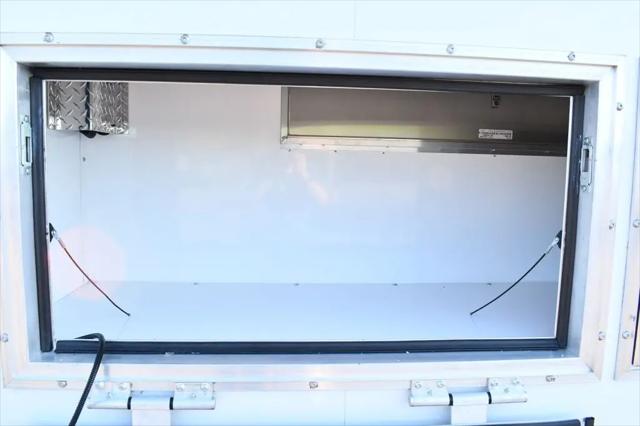 2027 Ford E-Series Cutaway E-350