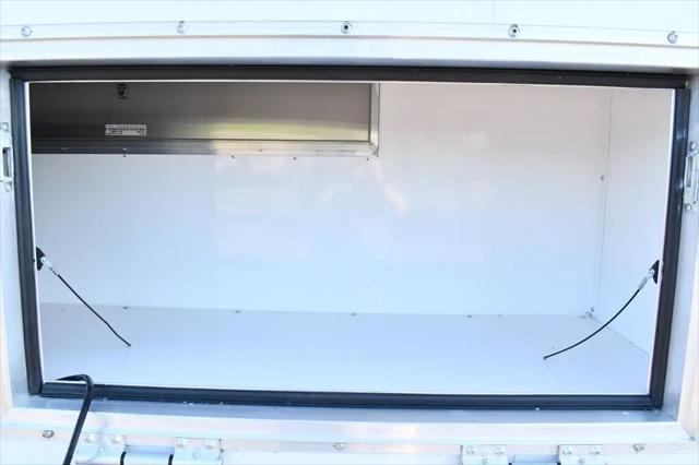 2027 Ford E-Series Cutaway E-350