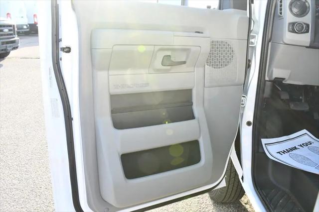 2027 Ford E-Series Cutaway E-350