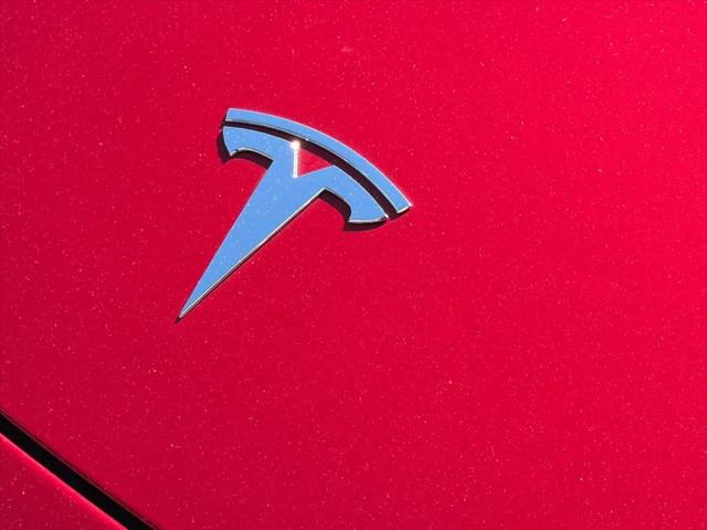 2022 Tesla Model 3 Long Range Dual Motor All-Wheel Drive