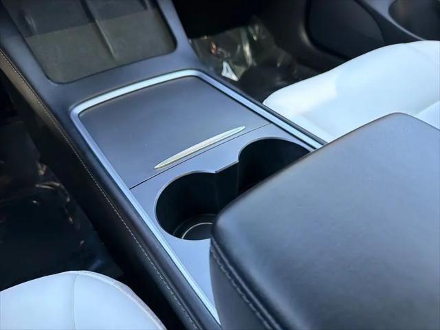2022 Tesla Model 3 Long Range Dual Motor All-Wheel Drive