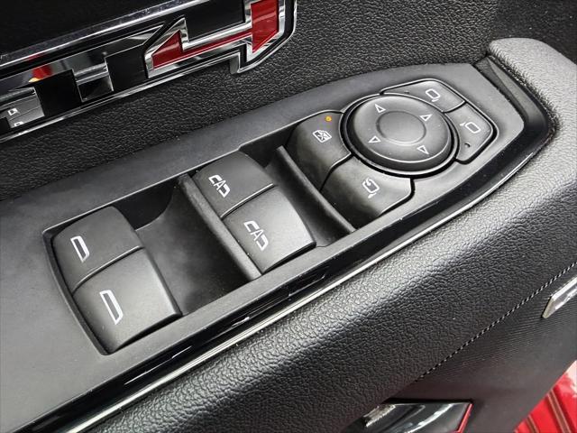 2025 GMC Sierra 1500 4WD Crew Cab Short Box AT4