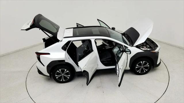 2024 Toyota bZ4X XLE