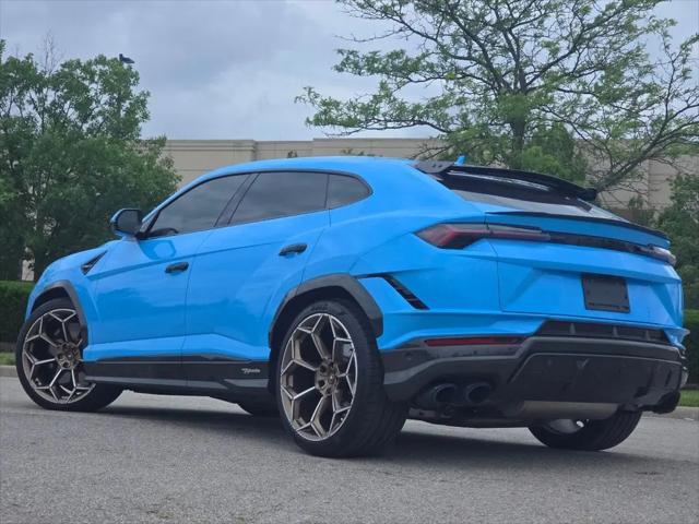 2024 Lamborghini Urus Performante