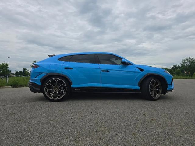 2024 Lamborghini Urus Performante