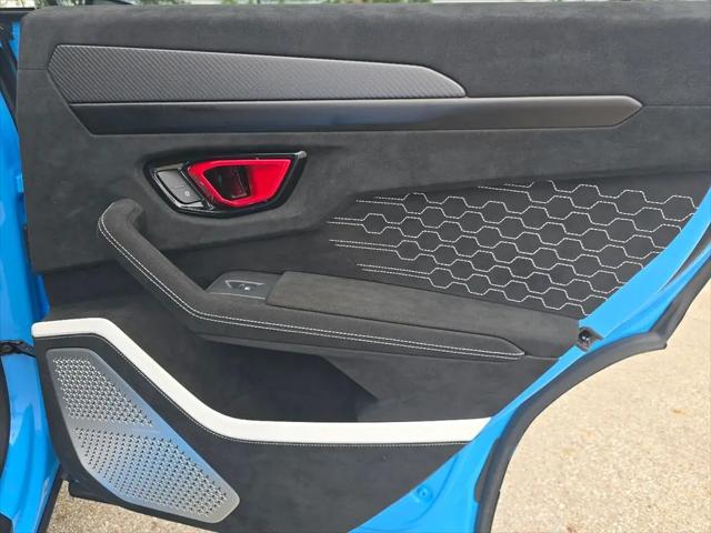 2024 Lamborghini Urus Performante