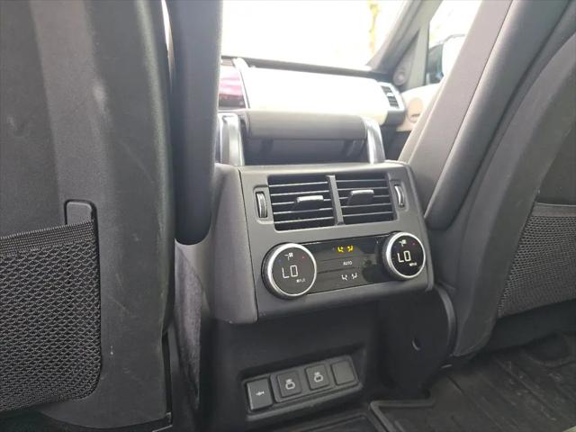 2023 Land Rover Discovery P300 S R-Dynamic