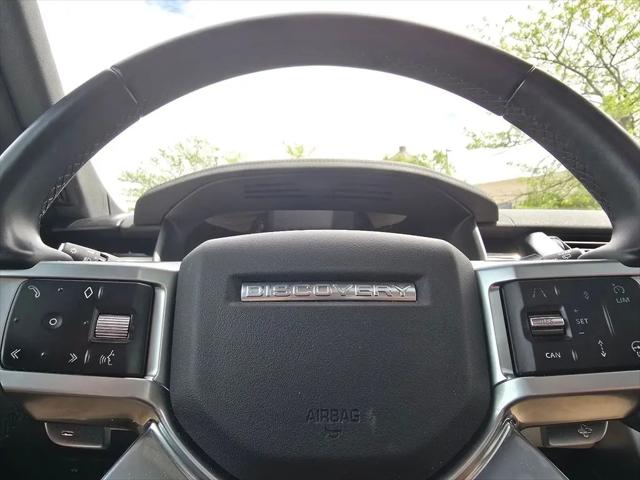 2023 Land Rover Discovery P300 S R-Dynamic