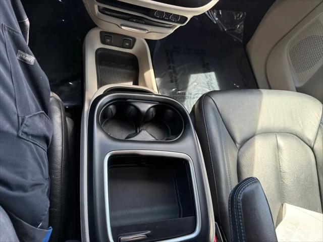 2021 Chrysler Pacifica Touring L