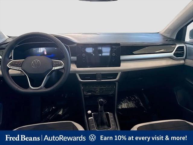 2026 Volkswagen Taos SE