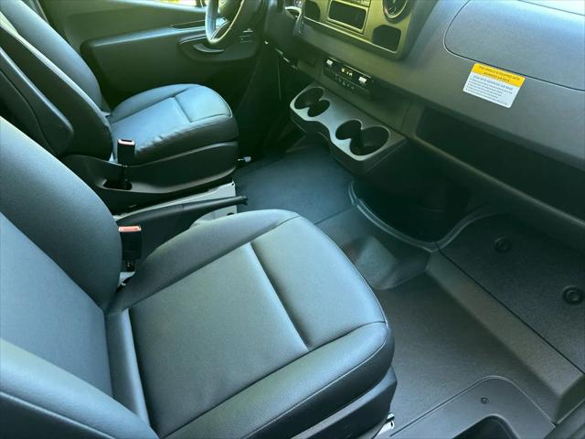 2025 Mercedes-Benz Sprinter 2500 Standard Roof 4-Cyl Diesel