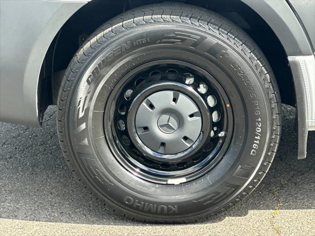 2025 Mercedes-Benz Sprinter 2500 Standard Roof 4-Cyl Diesel