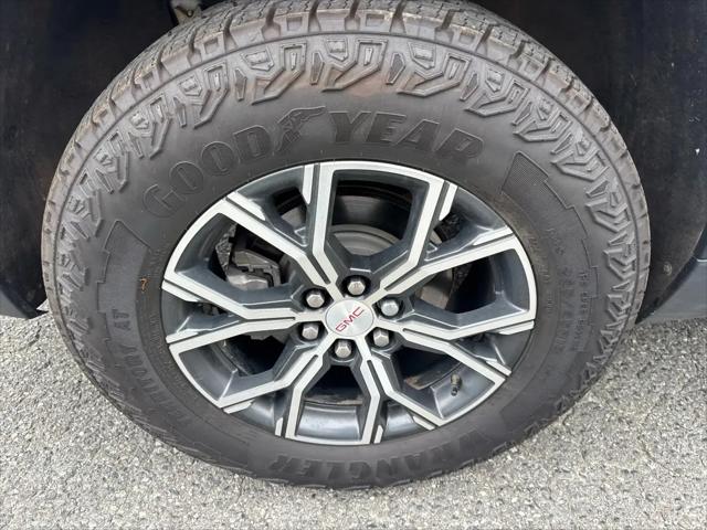 2024 GMC Acadia AWD AT4