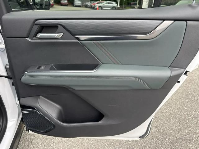 2024 GMC Acadia AWD AT4