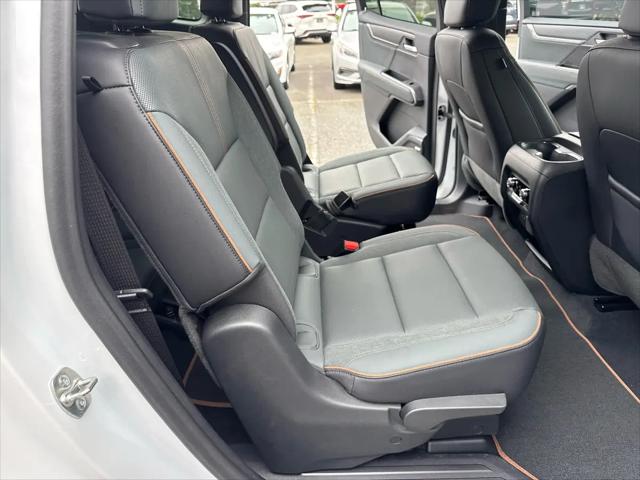 2024 GMC Acadia AWD AT4