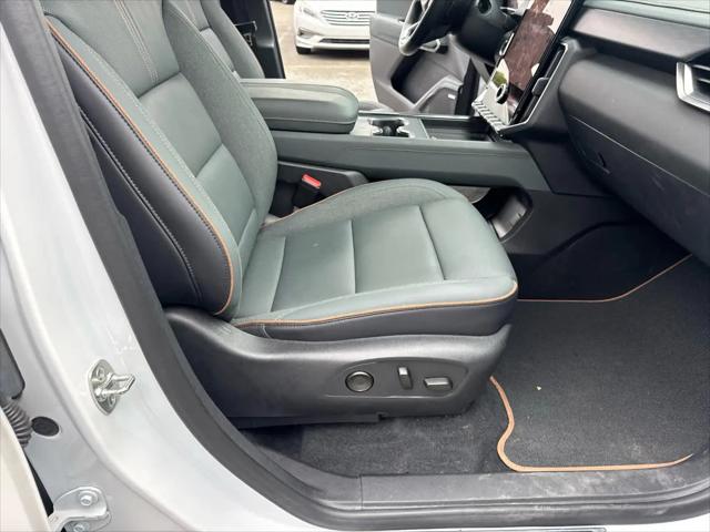 2024 GMC Acadia AWD AT4