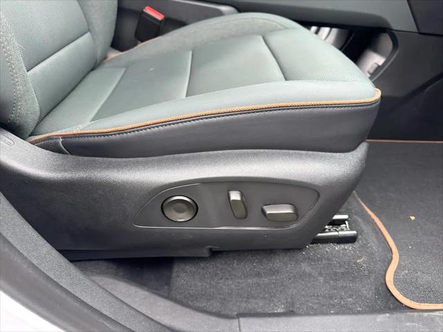 2024 GMC Acadia AWD AT4
