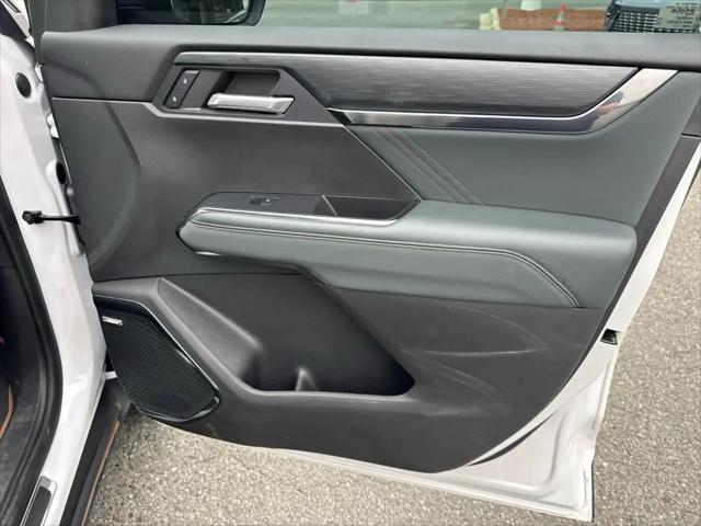 2024 GMC Acadia AWD AT4