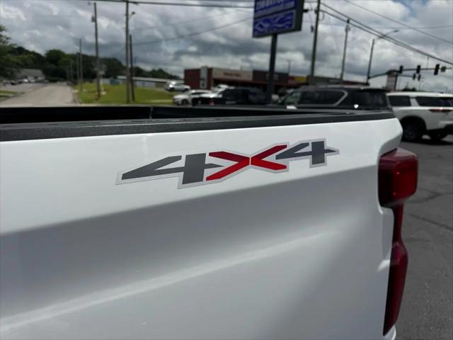 2021 Chevrolet Silverado 1500 4WD Crew Cab Short Bed RST