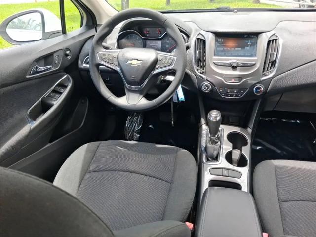 2017 Chevrolet Cruze LT Auto