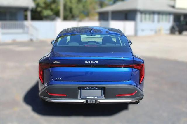 2026 Kia K4 LXS