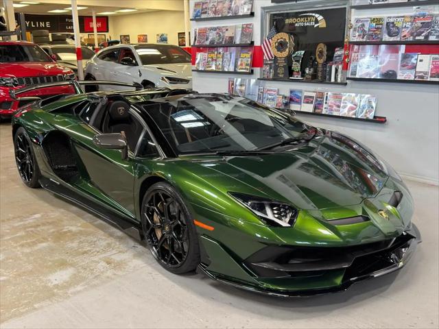 2021 Lamborghini Aventador Roadster