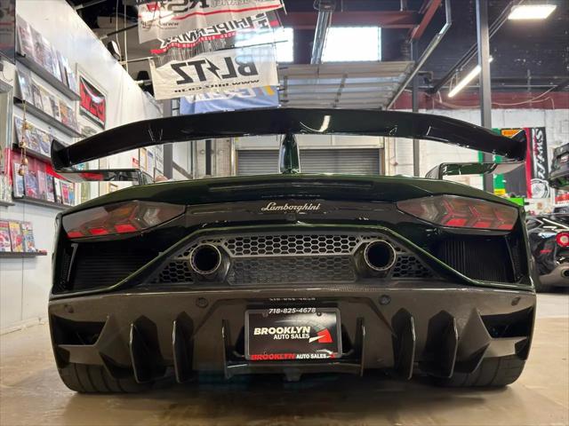 2021 Lamborghini Aventador Roadster