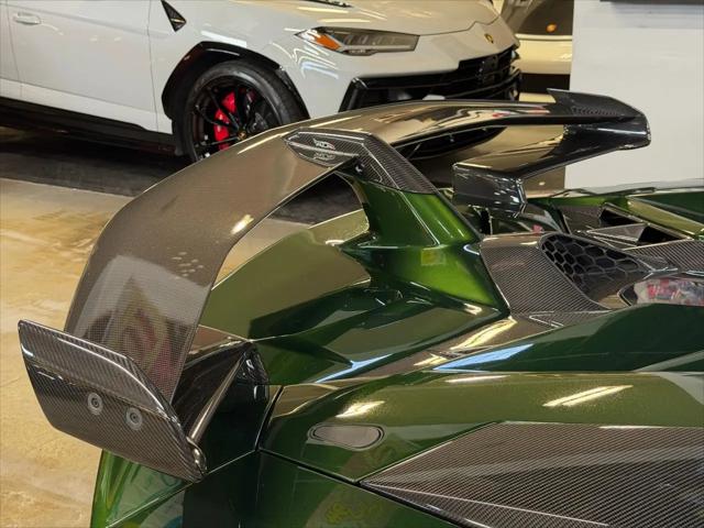 2021 Lamborghini Aventador Roadster