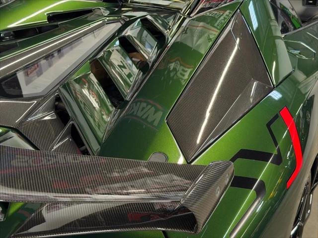 2021 Lamborghini Aventador Roadster