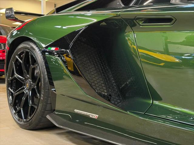 2021 Lamborghini Aventador Roadster