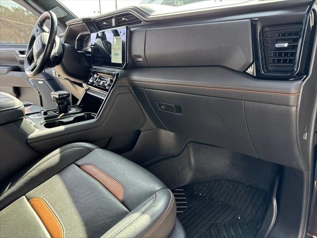 2023 GMC Sierra 1500 4WD Crew Cab Short Box AT4