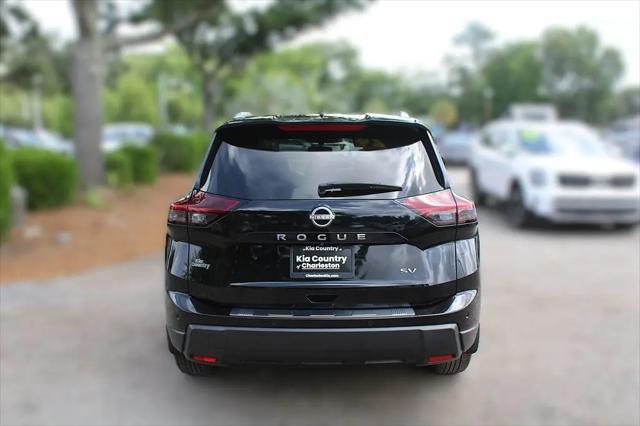 2024 Nissan Rogue SV FWD