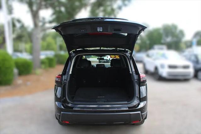 2024 Nissan Rogue SV FWD