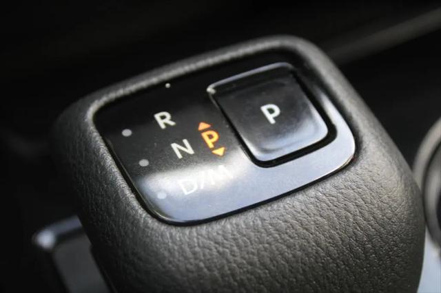 2024 Nissan Rogue SV FWD