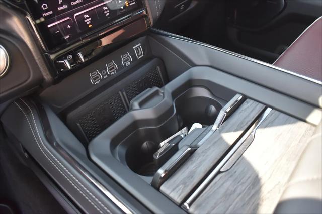 2026 Ram 1500 Limited Crew Cab 4x4 5'7" Box