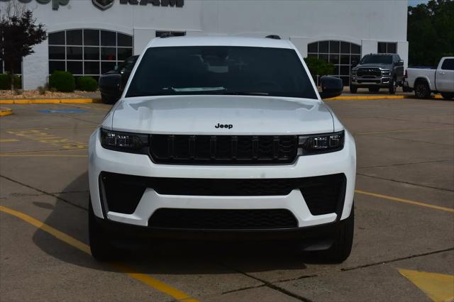 2026 Jeep Grand Cherokee L Altitude 4x4