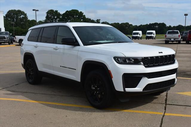 2026 Jeep Grand Cherokee L Altitude 4x4