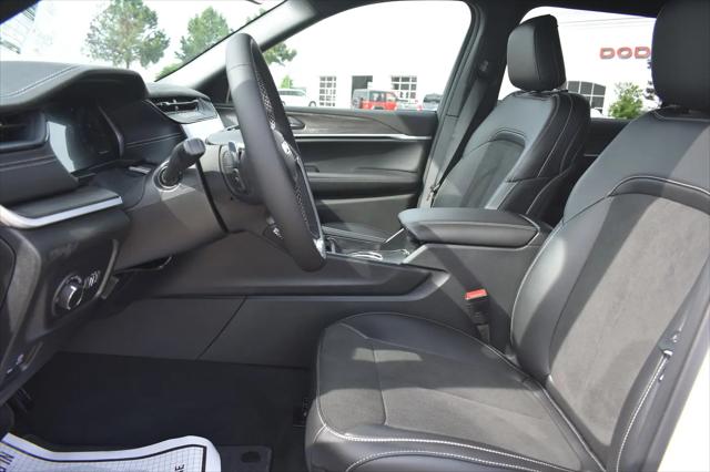 2026 Jeep Grand Cherokee L Altitude 4x4
