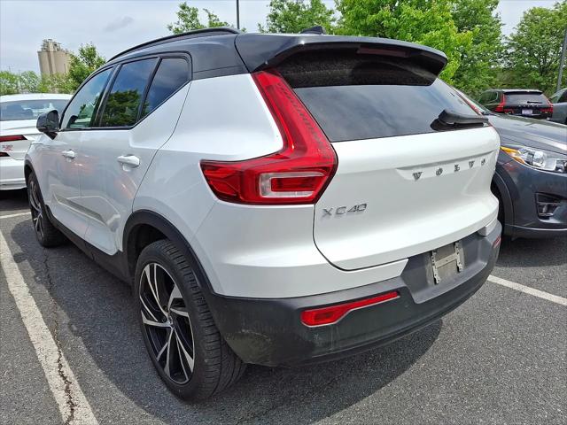 2021 Volvo XC40 T5 R-Design